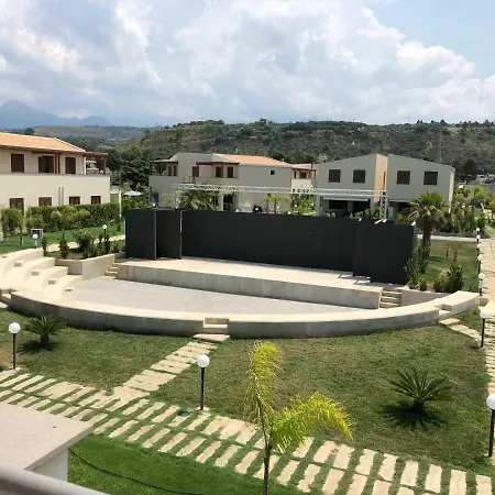 Barrio Blanco Casa Marta Holiday home Campofelice Di Roccella